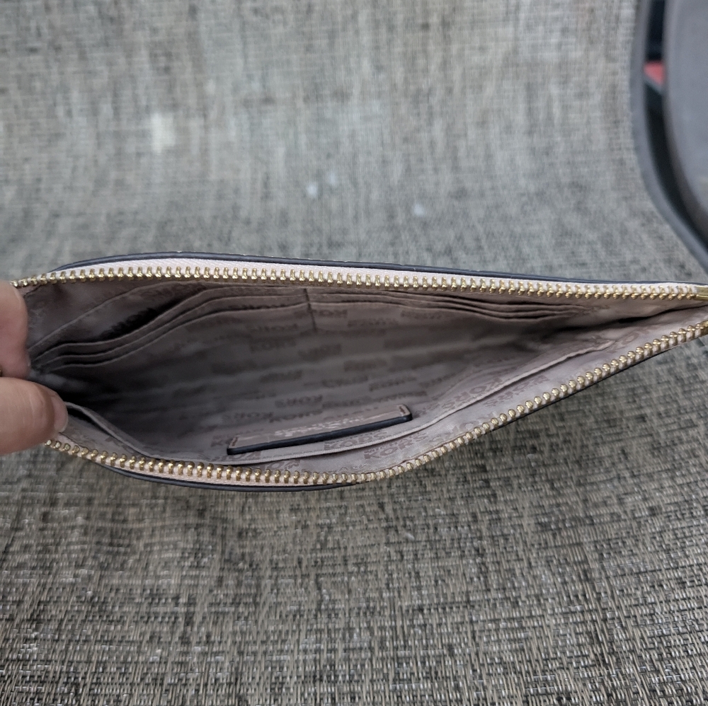 Michael Kors Croc Wristlet - Picture 14 of 14